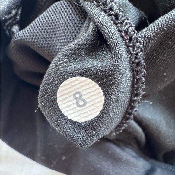 Lululemon Racerback Bra *Medium Support, A/B Cup Size 8 BLACK - Picture 4 of 4